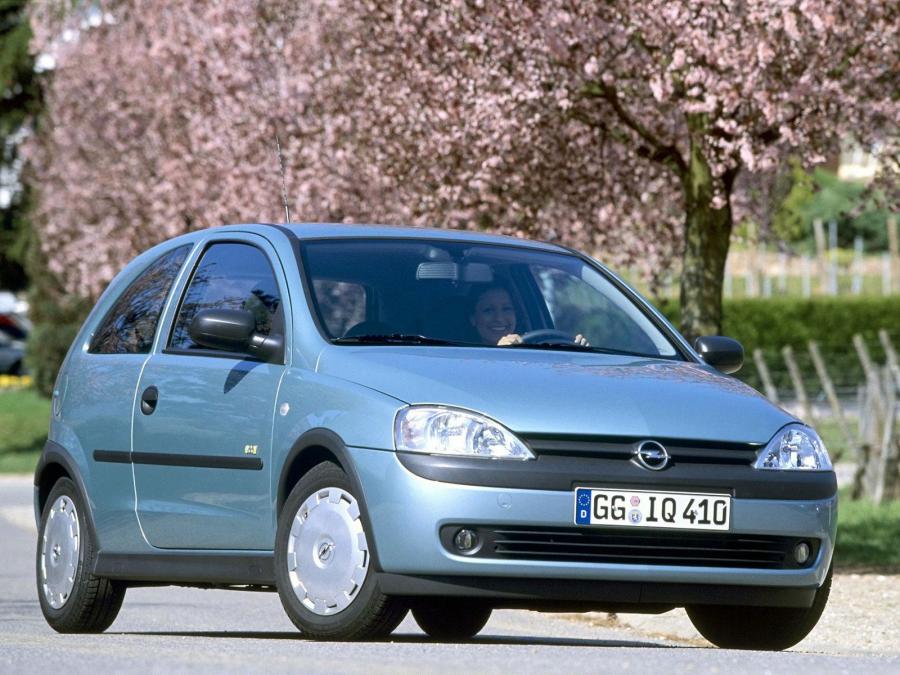  Opel Corsa 2000 года  (фото 20 из 40)